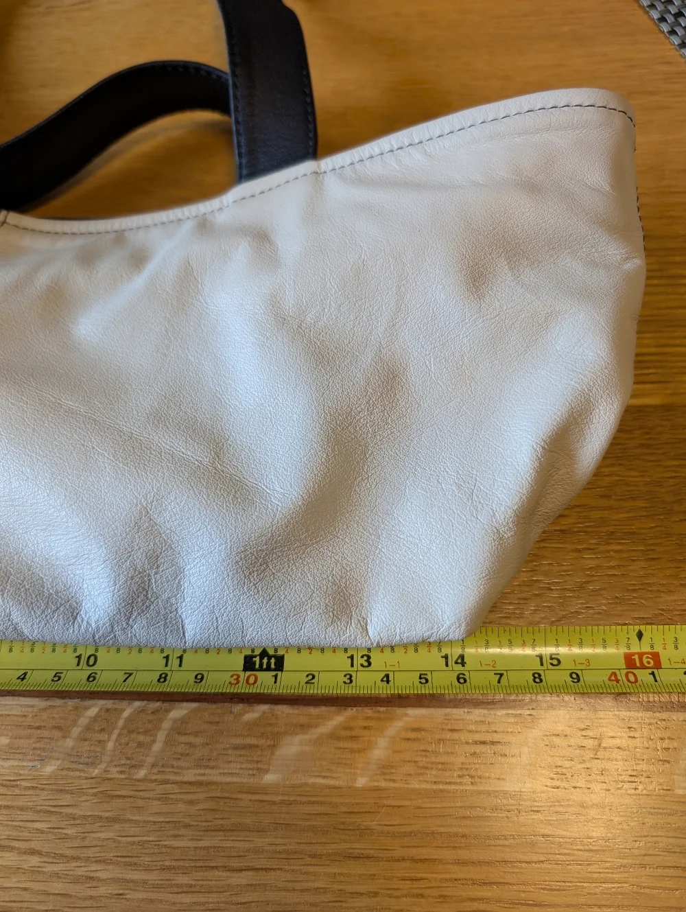 Artisan Made Leather Baguette Shoulder Bag - Picture 6 of 7
